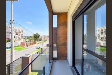 9_photo/94dcfcb693.f2c8c659ffa0a6bc-ATLAS-7d3d5b5c-83f9-4a5f-b941-258d8284b044.jpg de casa à venda com 3 quartos, 131m² em Capão Raso, Curitiba