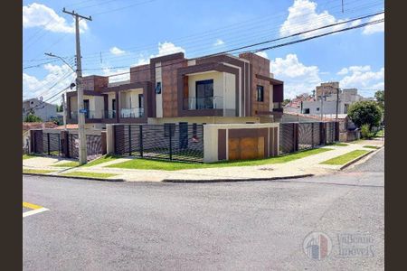 5_photo/94dcfcb693.f2c8c659ffa0a6bc-ATLAS-b0caaf23-af54-4dfd-8a29-78d5e4d6ac03.jpg de casa à venda com 3 quartos, 131m² em Capão Raso, Curitiba