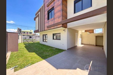 9_photo/94dcfcb693.f2c8c659ffa0a6bc-ATLAS-b7e33b36-78c6-4a01-9c21-1a3de12c4ac8.jpg de casa à venda com 3 quartos, 131m² em Capão Raso, Curitiba