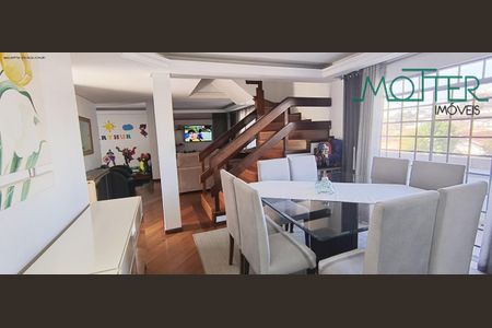 8_photo/94dcfcb697.ebbd8bc3dc39b939-ATLAS-5876bd24-b55c-462d-a785-358f2637ee83.jpg de casa à venda com 4 quartos, 213m² em Capão Raso, Curitiba
