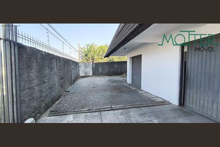1_photo/94dcfcb697.ebbd8bc3dc39b939-ATLAS-d50bf386-26a1-42d1-9f63-c759e49142fc.jpg de casa à venda com 4 quartos, 213m² em Capão Raso, Curitiba