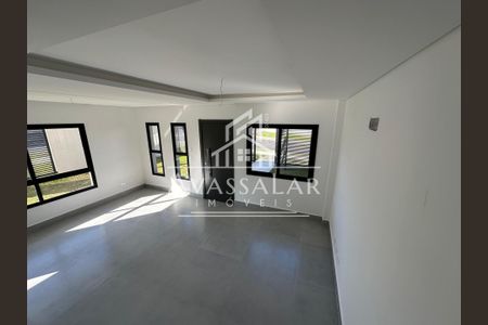 10_photo/94dcfcb6b7.79518a11401aeb31-ATLAS-51f39680-5e92-4ebc-8cd4-5e64da2f16c2.jpg de casa à venda com 0 quarto, 131m² em Capão Raso, Curitiba