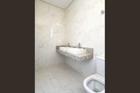 17_photo/94dcfcb6b7.79518a11401aeb31-ATLAS-b6592e2d-7c01-4cf7-9107-646789fd0a54.jpg de casa à venda com 3 quartos, 132m² em Capão Raso, Curitiba
