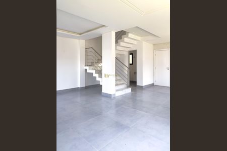 7_photo/94dcfcb6b7.79518a11401aeb31-ATLAS-ef21a446-a2bb-4bc2-a508-31286fc2df27.jpg de casa à venda com 3 quartos, 132m² em Capão Raso, Curitiba