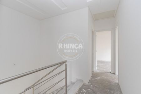 11_photo/94dcfcb6cb.e02aec5413385614-ATLAS-b4b64fbb-d1af-46ea-a3ad-46a851d9cb37.jpg de casa à venda com 3 quartos, 132m² em Capão Raso, Curitiba