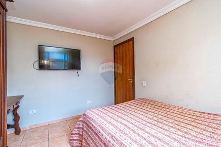 28_photo/94dcfcb73f.d9142c0c1a956d72-ATLAS-54f3ddc6-96ac-4582-91d7-73e61ba250b7.jpg de casa à venda com 3 quartos, 195m² em Capão Raso, Curitiba