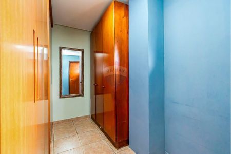 31_photo/94dcfcb73f.d9142c0c1a956d72-ATLAS-aba525bb-01da-4056-9548-8f07e92b43e7.jpg de casa à venda com 3 quartos, 195m² em Capão Raso, Curitiba