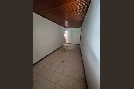 35_photo/94dcfcb7fb.6e795dfd64e180cd-ATLAS-1ff775b0-a323-450c-b400-630a54eaea71.jpg de casa à venda com 3 quartos, 350m² em Capão Raso, Curitiba