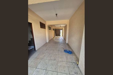 42_photo/94dcfcb7fb.6e795dfd64e180cd-ATLAS-4c1d60df-68ab-4f7f-b8c7-dbbbc3d0c247.jpg de casa à venda com 3 quartos, 350m² em Capão Raso, Curitiba