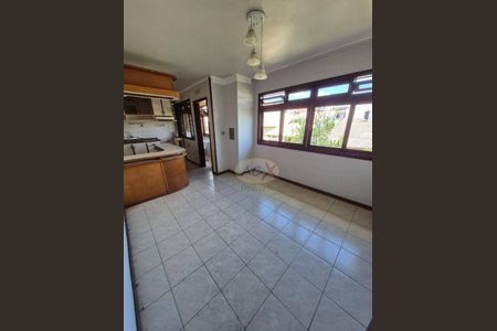 4_photo/94dcfcb7fb.6e795dfd64e180cd-ATLAS-691005a2-55cf-48b8-b969-8d371901a30e.jpg de casa à venda com 3 quartos, 350m² em Capão Raso, Curitiba