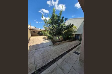 41_photo/94dcfcb7fb.6e795dfd64e180cd-ATLAS-a3507857-934e-44bf-9426-fe34397e3ea6.jpg de casa à venda com 3 quartos, 350m² em Capão Raso, Curitiba