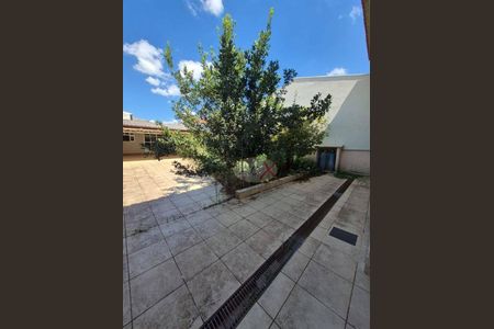 30_photo/94dcfcb7fb.6e795dfd64e180cd-ATLAS-d3664144-a3d1-4a06-8e67-8fb6ebea3c67.jpg de casa à venda com 3 quartos, 350m² em Capão Raso, Curitiba