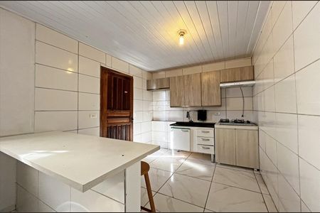 3_photo/94dcfcb83d.25c97a67ff27a7c6-ATLAS-4c1c15ba-edbb-408f-8b1e-64316872d147.jpg de casa para alugar com 1 quarto, 60m² em Capão Raso, Curitiba