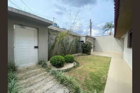 6_photo/94dcfcb893.c735d14336f4737f-ATLAS-2a1d23d1-7de9-49e0-85fb-e890cb669ba1.jpg de casa à venda com 3 quartos, m² em Capão Raso, Curitiba