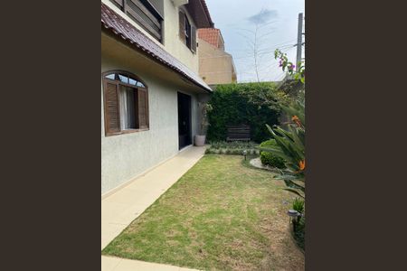 5_photo/94dcfcb893.c735d14336f4737f-ATLAS-4c46a6ce-8962-447c-b805-decfb035c157.jpg de casa à venda com 3 quartos, m² em Capão Raso, Curitiba