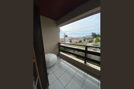 35_photo/94dcfcb893.c735d14336f4737f-ATLAS-b59d4b73-21e1-4dec-86e4-0179fbc032f0.jpg de casa à venda com 3 quartos, m² em Capão Raso, Curitiba