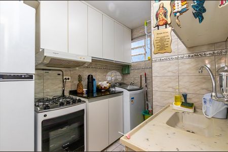 8_photo/94dcfcb8f3.89c3914cc482350b-ATLAS-2b5b455a-cbc0-4f93-a915-aeb0daac7582.jpg de apartamento à venda com 3 quartos, 45m² em Capão Raso, Curitiba