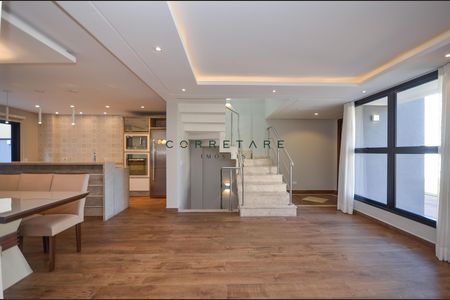 20_photo/94dcfcb9df.75abd318ebcac133-ATLAS-d94a608a-00a1-4ad3-bfd1-282bafbfb105.jpg de casa à venda com 3 quartos, 204m² em Capão Raso, Curitiba