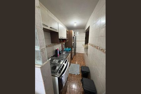 4_photo/94dcfcbb79.1c30879e3ee593f9-ATLAS-babea8bf-e0d5-48e7-a7c6-7f16343c30e9.jpg de apartamento à venda com 2 quartos, 54m² em Capão Raso, Curitiba