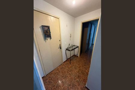 8_photo/94dcfcbb79.1c30879e3ee593f9-ATLAS-e885f122-8579-408e-918f-3500a3f19bdd.jpg de apartamento à venda com 2 quartos, 54m² em Capão Raso, Curitiba