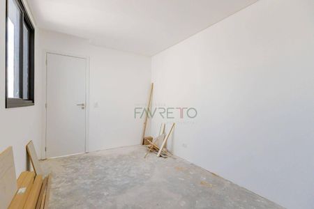 5_photo/94dcfcbc17.f9b97aab3120d902-ATLAS-4fa7d166-e62e-41f4-9a93-3a95e73af0db.jpg de apartamento à venda com 2 quartos, 81m² em Capão Raso, Curitiba