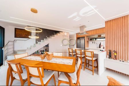 6_photo/94dcfcbc3f.0e1e8baec5d6e495-ATLAS-337a7142-99ff-439d-a702-fe85cbb74809.jpg de apartamento à venda com 2 quartos, 152m² em Capão Raso, Curitiba