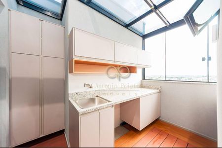 30_photo/94dcfcbc3f.0e1e8baec5d6e495-ATLAS-bc6ec10e-8730-4aa2-9ed0-6cc4b1a915d9.jpg de apartamento à venda com 2 quartos, 152m² em Capão Raso, Curitiba