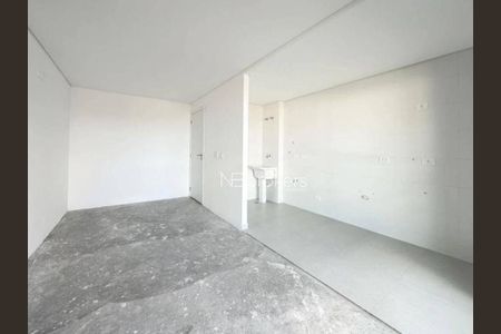 5_photo/94dcfcbc3f.517dfe94024b9c02-ATLAS-9206dabf-11fe-4c72-be07-9659526f25d0.jpg de apartamento à venda com 2 quartos, 54m² em Capão Raso, Curitiba