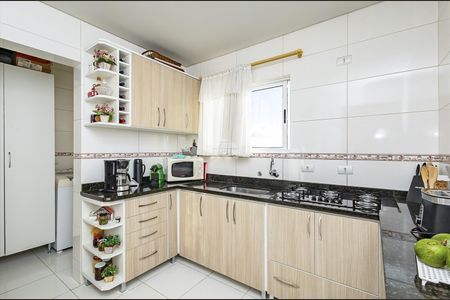 6_photo/94dcfcbc4d.e07ccc6d8ea621bc-ATLAS-270f9d02-0ff4-4367-bcad-afaab686070d.jpg de apartamento à venda com 3 quartos, 83m² em Capão Raso, Curitiba