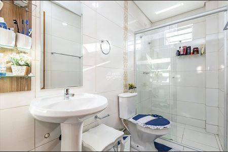 2_photo/94dcfcbc4d.e07ccc6d8ea621bc-ATLAS-fa4fb5ee-69d4-475b-acdd-087e8a8577f6.jpg de apartamento à venda com 3 quartos, 83m² em Capão Raso, Curitiba