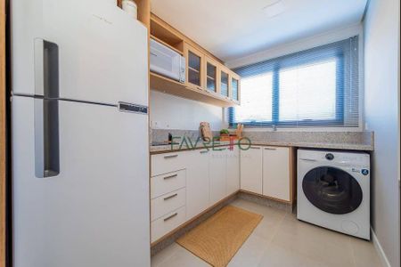 4_photo/94dcfcbc5d.79a9ea12b21ded7c-ATLAS-fb993a0c-bfc9-440a-89c3-9419eef840f6.jpg de kitnet/studio à venda com 1 quarto, 36m² em Capão Raso, Curitiba