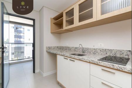 5_photo/94dcfcbc5d.ab908e86011b114d-ATLAS-1a8a916e-b4f9-4051-9541-c6054cdcd58d.jpg de apartamento para alugar com 1 quarto, 30m² em Capão Raso, Curitiba