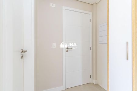 3_photo/94dcfcbc5d.ab908e86011b114d-ATLAS-e89516a7-fcf2-46fa-a2a7-40cb8f266208.jpg de apartamento para alugar com 1 quarto, 30m² em Capão Raso, Curitiba