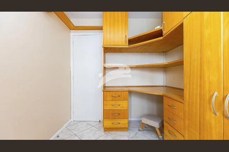 10_photo/94dcfcbc5f.57fb0b244ab9af12-ATLAS-76e8843a-fd5b-4ccd-98a8-8cfe546f4878.jpg de apartamento para alugar com 3 quartos, 66m² em Capão Raso, Curitiba