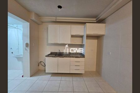 4_photo/94dcfcbc8b.03e5839c500be00f-ATLAS-00a20998-c709-491d-a664-ee282e0aebce.jpg de apartamento para alugar com 2 quartos, 50m² em Capão Raso, Curitiba