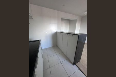 8_photo/94dcfcbc8b.93a3c5e0e0b025d0-ATLAS-869b57a2-7d94-439a-a89b-b1edd2fd4d2c.jpg de apartamento à venda com 2 quartos, 50m² em Capão Raso, Curitiba