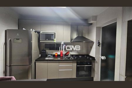 6_photo/94dcfcbc8b.ea83eb7ec8e2ed55-ATLAS-d9a593d5-e374-49ef-aef9-29ed76d00320.jpg de apartamento à venda com 3 quartos, 65m² em Capão Raso, Curitiba