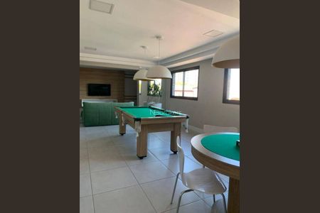 43_photo/94dcfcbc99.91fcc161f5508335-ATLAS-3088f696-26c7-4e94-8b4e-a60739a21ebf.jpg de apartamento à venda com 2 quartos, 59m² em Capão Raso, Curitiba