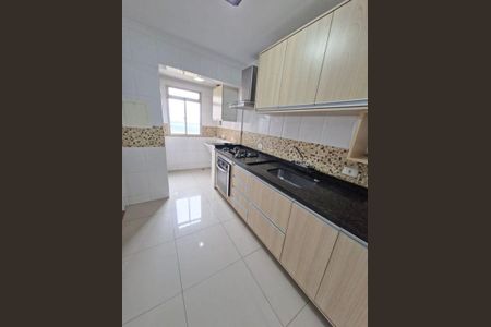 5_photo/94dcfcbcf3.413b54f4bf74f905-ATLAS-bc997998-b06f-4f7a-8673-295e687b372e.jpg de apartamento à venda com 3 quartos, 71m² em Capão Raso, Curitiba