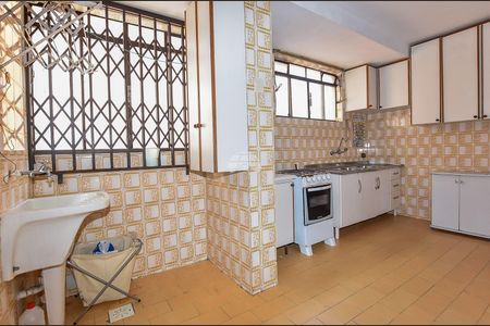 11_photo/94dcfcbd97.3c7719ebcb47b722-ATLAS-44e263d0-88cb-45bb-97e9-6f5ed5bba524.jpg de apartamento à venda com 3 quartos, 119m² em Capão Raso, Curitiba