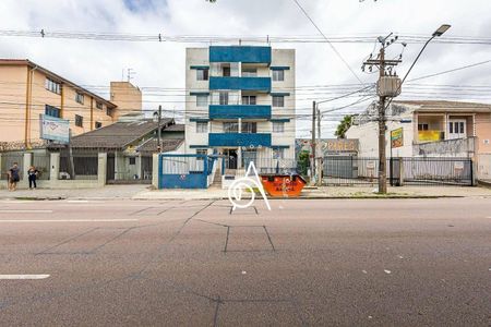 1_photo/94dcfcbd99.d779142f57c17cf0-ATLAS-013feea9-0bb9-4bee-b7a9-f1b8a628f77b.jpg de apartamento à venda com 2 quartos, 54m² em Capão Raso, Curitiba