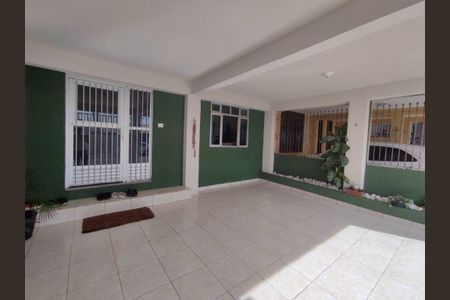 6_photo/94dcfcbe2b.cfb266d03f506f09-ATLAS-62914746-e148-4ac3-9be8-d68ea49c693f.jpg de casa à venda com 3 quartos, 84m² em Pinheirinho, Curitiba