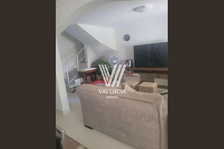 3_photo/94dcfcbe2b.cfb266d03f506f09-ATLAS-977698ca-85e0-43d3-86d4-02b9f7fe92e1.jpg de casa à venda com 3 quartos, 91m² em Pinheirinho, Curitiba