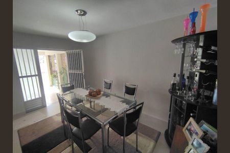 2_photo/94dcfcbe2b.cfb266d03f506f09-ATLAS-d0c7ff4e-1b93-4748-87e3-885d0129ca93.jpg de casa à venda com 3 quartos, 84m² em Pinheirinho, Curitiba