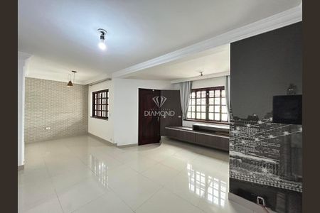 8_photo/94dcfcbe45.96d2d0fbc1a62f57-ATLAS-4a64b0fe-edf2-4105-9d55-ea347130623d.jpg de casa à venda com 3 quartos, 155m² em Capão Raso, Curitiba