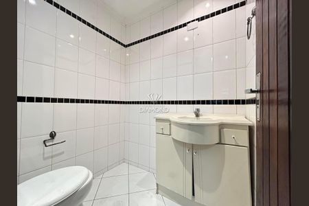 12_photo/94dcfcbe45.96d2d0fbc1a62f57-ATLAS-a964b6f5-f52f-4892-b9c0-452e3fc5d6d7.jpg de casa à venda com 3 quartos, 155m² em Capão Raso, Curitiba