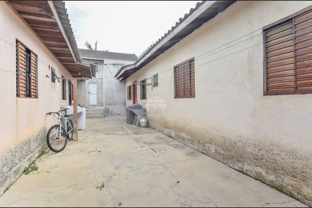 12_photo/94dcfcbe55.526a5585697b5969-ATLAS-9b5a0b4e-dfdc-4137-a087-99895decd066.jpg de casa à venda com 9 quartos, 300m² em Capão Raso, Curitiba