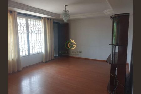 17_photo/94dcfcbeab.4e221277b30b404d-ATLAS-005afeae-c5bb-4564-8d15-932c01f058d1.jpg de casa à venda com 5 quartos, 350m² em Capão Raso, Curitiba