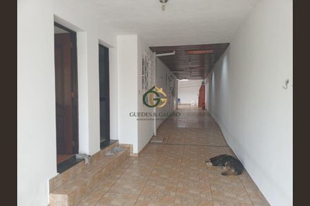 22_photo/94dcfcbeab.4e221277b30b404d-ATLAS-1abda248-c4fb-4d15-ae27-d815d5abe2fb.jpg de casa à venda com 5 quartos, 350m² em Capão Raso, Curitiba