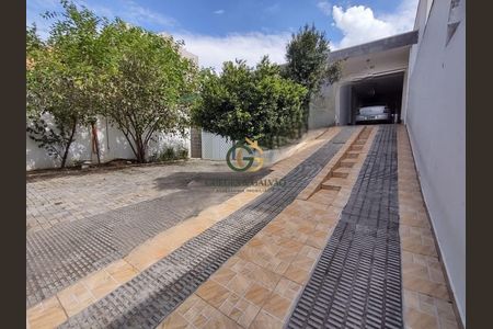 9_photo/94dcfcbeab.4e221277b30b404d-ATLAS-62f822c0-7501-4d12-a2ca-d51b8b8730aa.jpg de casa à venda com 5 quartos, 350m² em Capão Raso, Curitiba